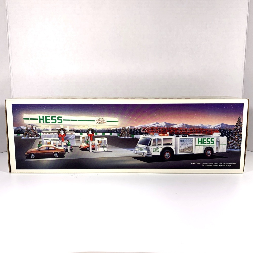 RARE VINTAGE 1989 HESS Toy Fire Truck Bank 18-Wheel‎ Red Ladder NEW in Orig Box